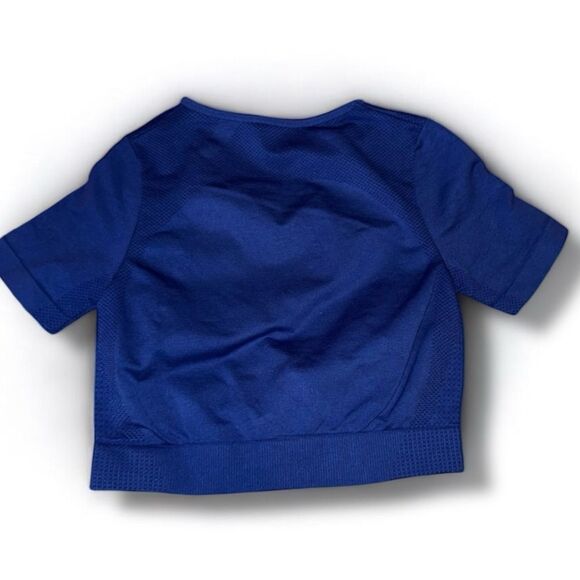 Vibrant Blue Seamless Crop Top | Athleisure Workout Y2K Tee | M NWOT - Picture 3 of 16